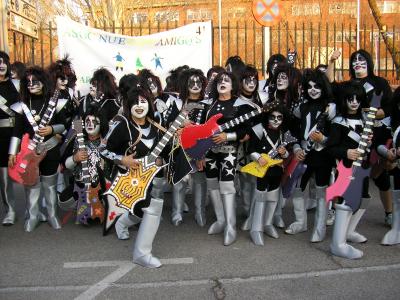 SOY LA DE LA GUITARRA AMARILLA